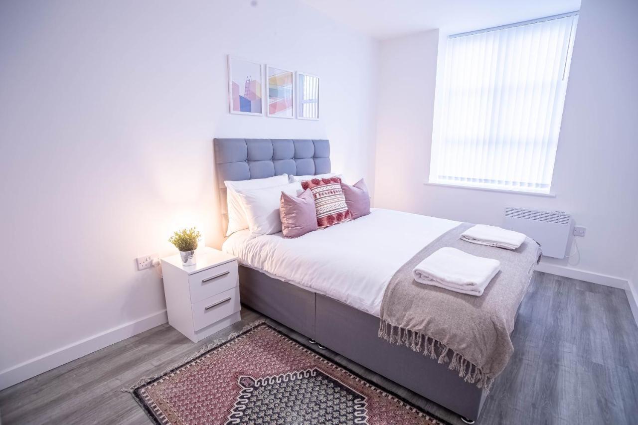 Luxury Apartments Available Next To Train Station - The Wallgate Apartments Wigan - Free Parking Exterior foto